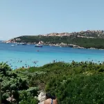Al Centro Del Paese