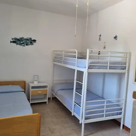 Al Centro Del Paese